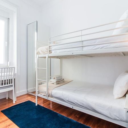 Guesthouse Liberdade - 7 Bedroom Apartment Lisbon Exterior photo